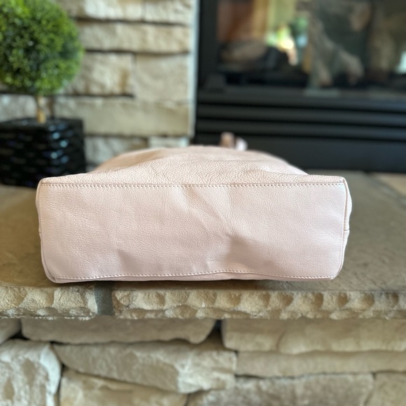 Valentino Red EUC Light Pink Bow Tote - Picture 8 of 10